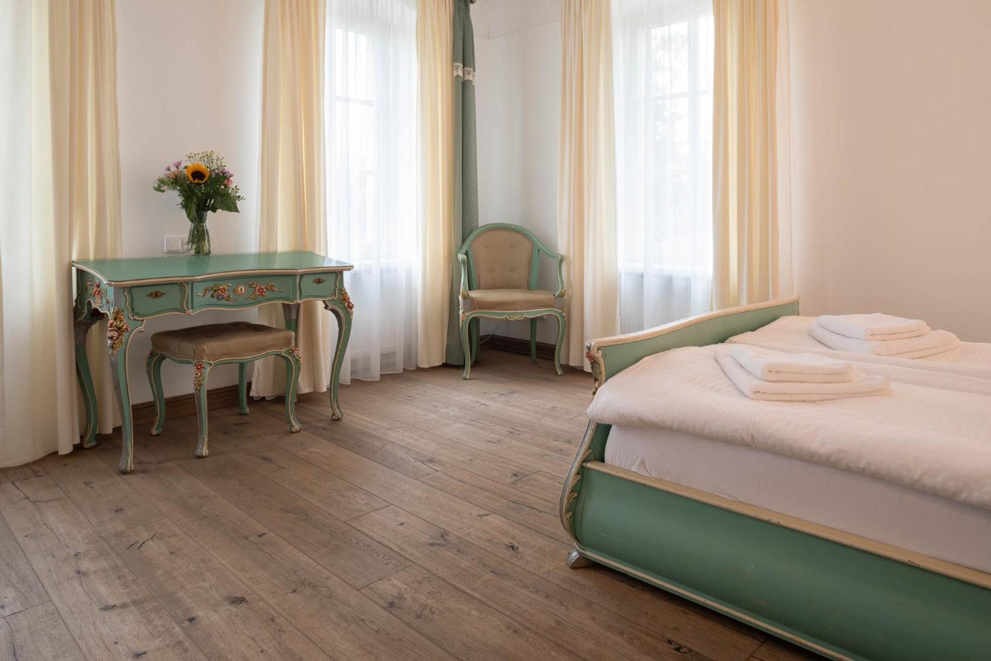 Вилла Rezidence Palmbaum - Luxury And Relax Карловы Вары Экстерьер фото